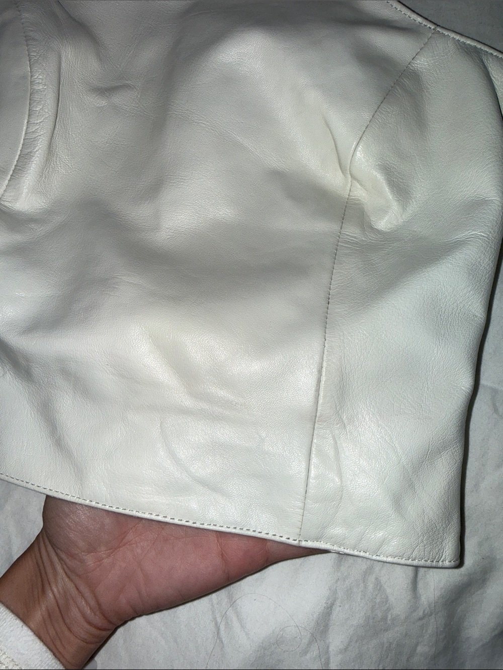 Hugo Buscati Cream Halter Crop Top - Picture 6 of 8